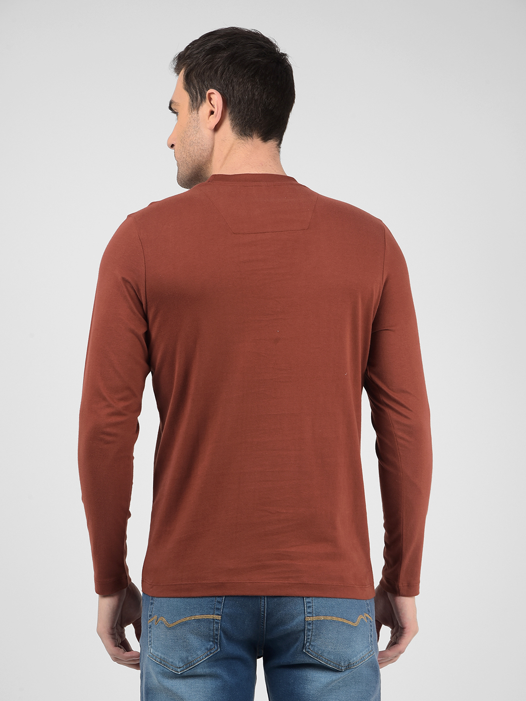 Numero Uno Men Solid Brown T-Shirt